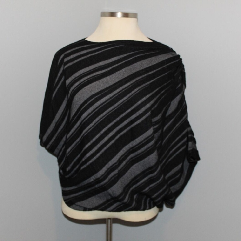 Lane Bryant Asymmetric Poncho Sweater HW5234